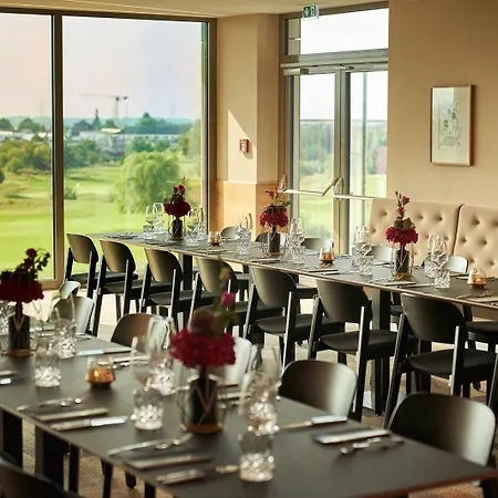 Thegreen Hotel