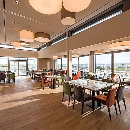 Thegreen Hotel