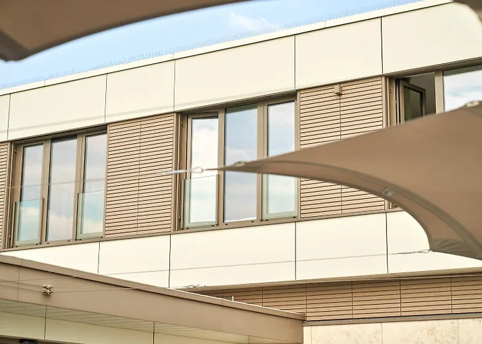 فندق Thegreen 3*